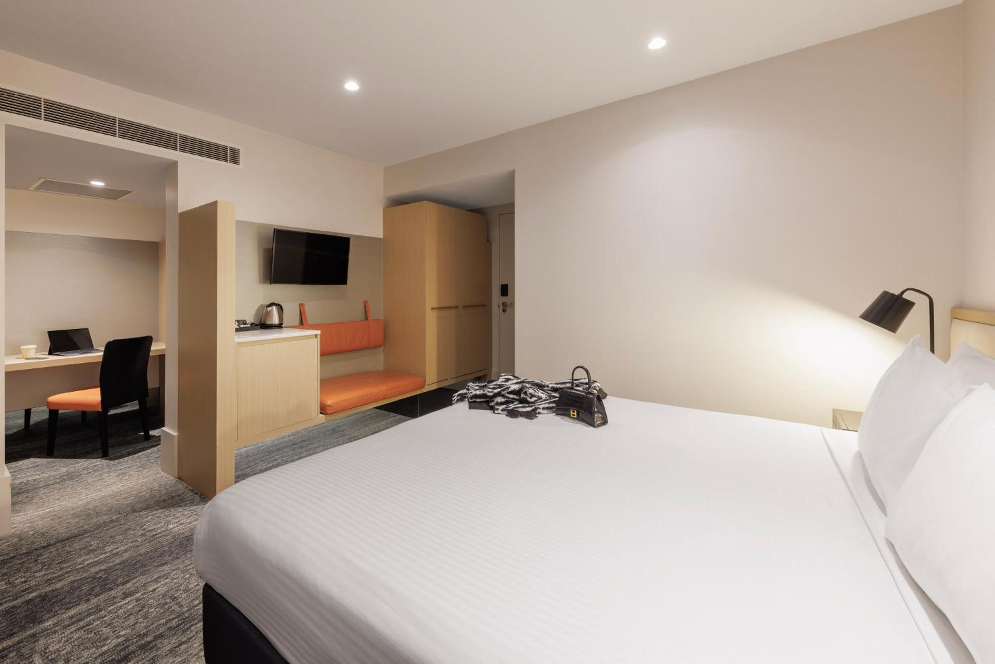 Brady Hotels Central Мельбурн Экстерьер фото